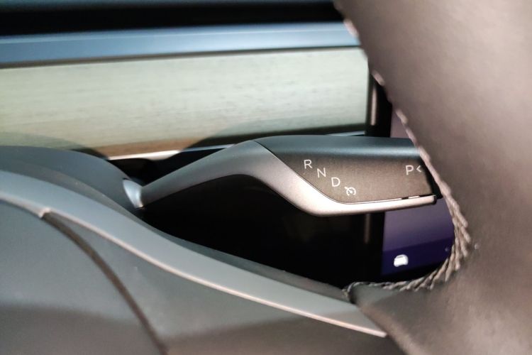 Tesla Model Y 2023 #14 Tesla Model Y 2023 immagine di auto #14