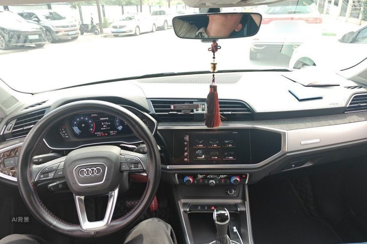 Audi Q3 2021 #11 Audi Q3 2021 car image #11