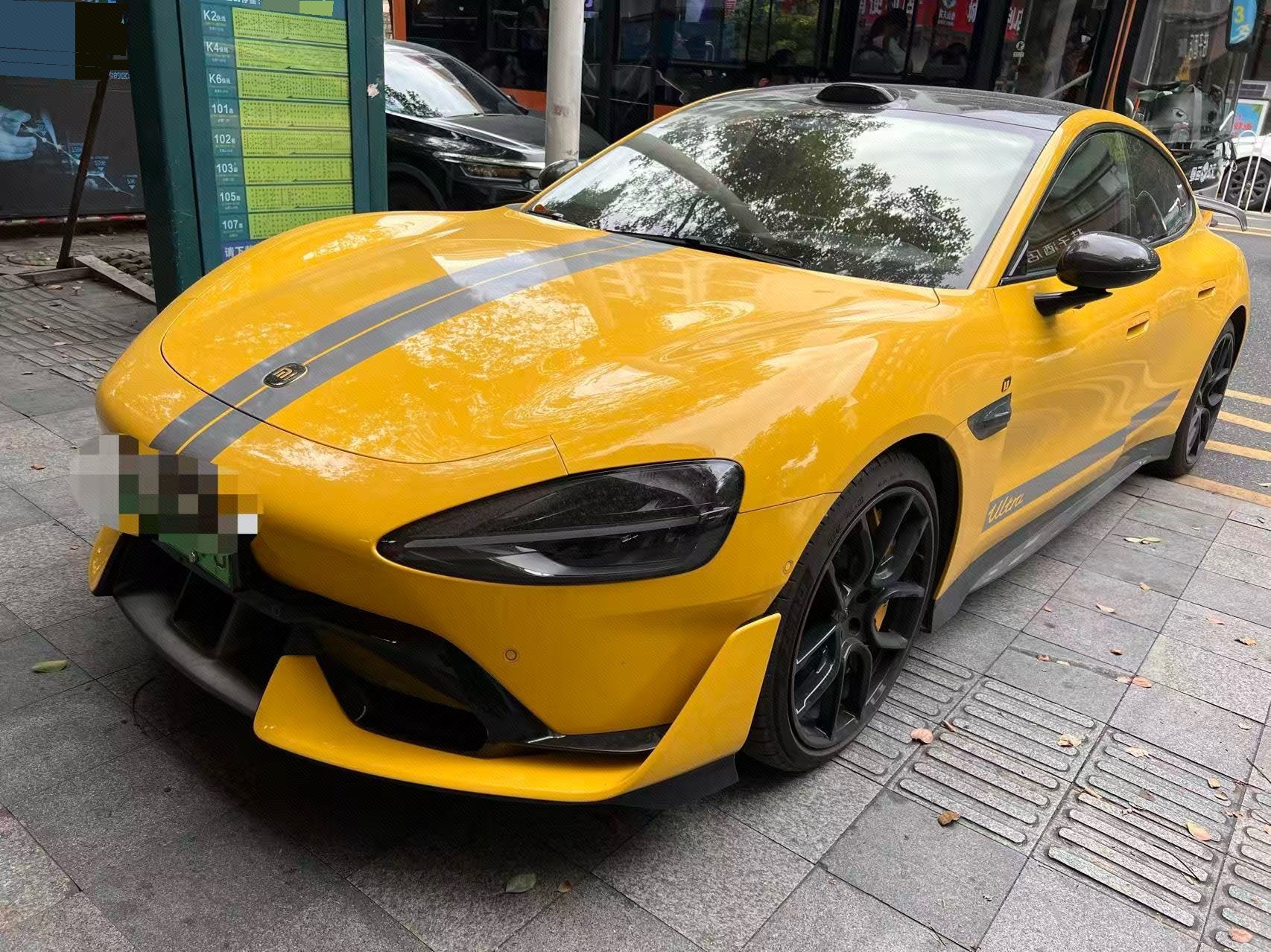 MI SU7 Ultra 2025 car image 