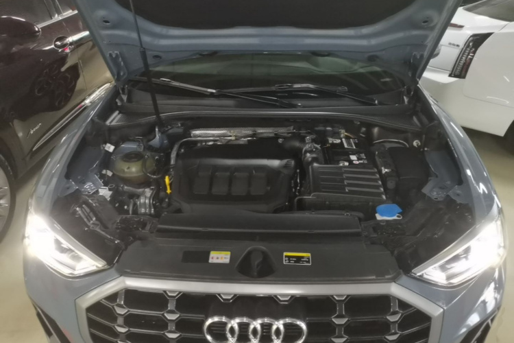 Audi Q3 2021 #20 Audi Q3 2021 car image #20
