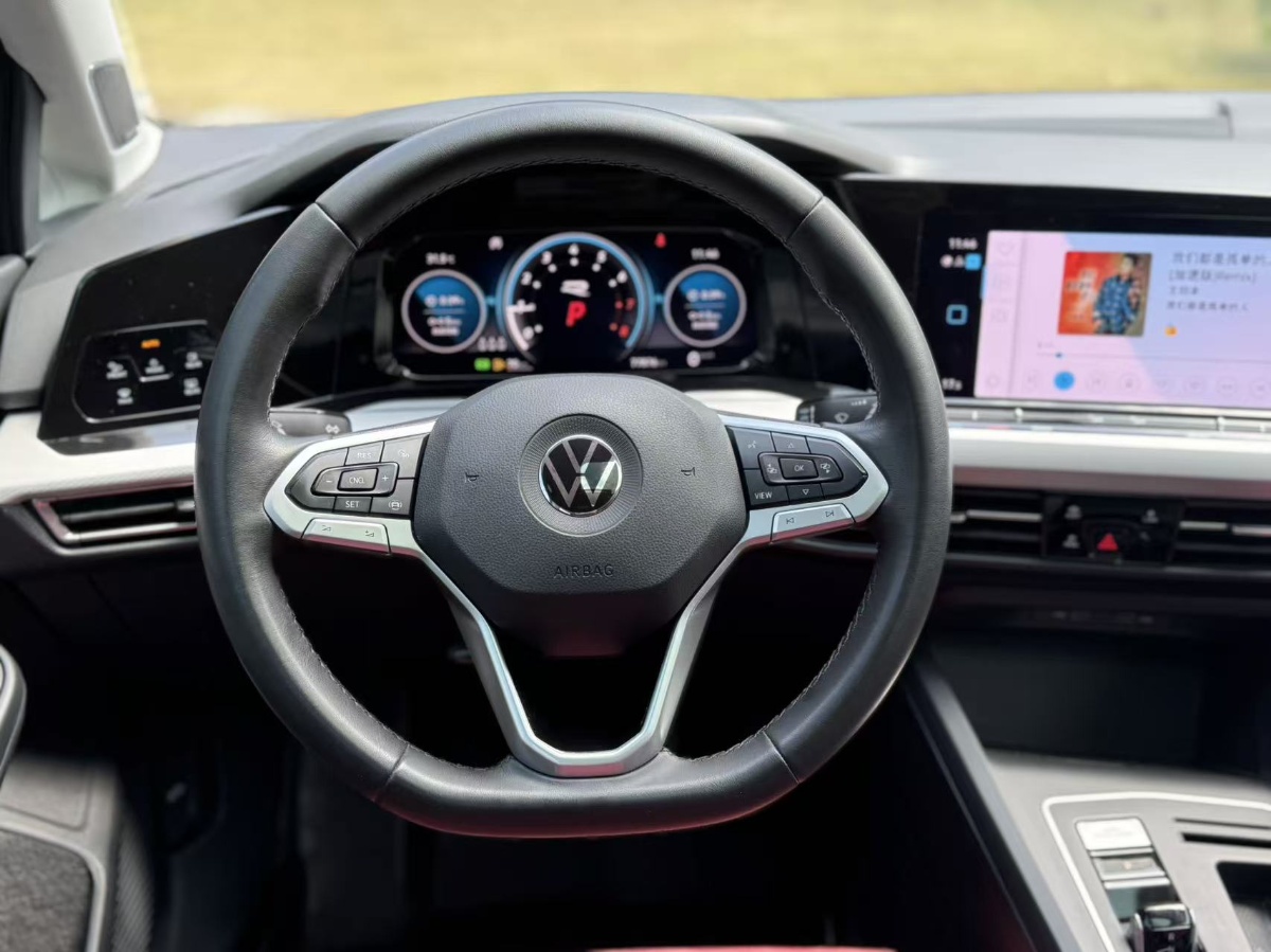 Volkswagen Golf 2023 #6 Volkswagen Golf 2023 car image #6