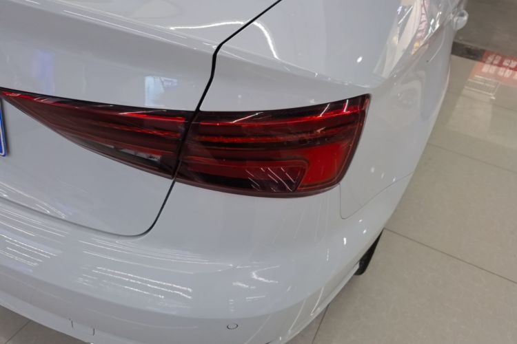 Audi A3 2019 image de voiture #8