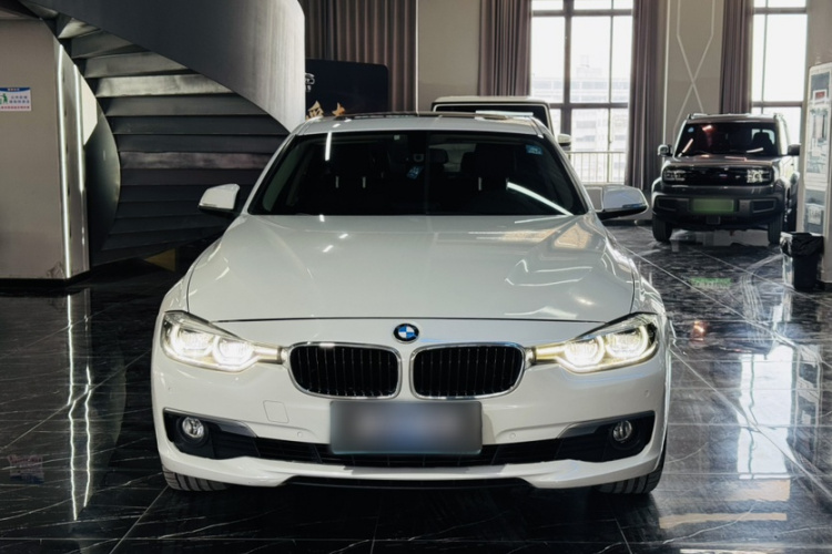 BMW 3 Series 2017 car image #6