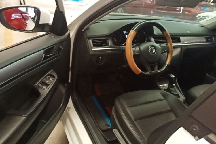 Volkswagen Bora 2018 #16 Volkswagen Bora 2018 изображение автомобиля #16