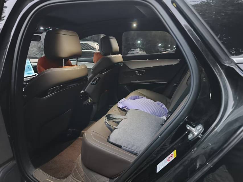 BYD Han 2022 #4 BYD Han 2022 صورة سيارة #4