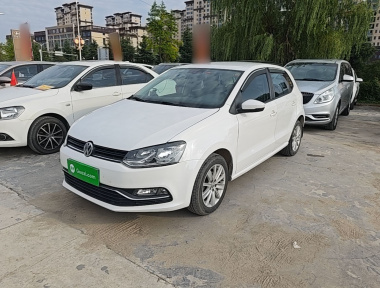 Volkswagen Polo 2015 Volkswagen Polo 2015 car image