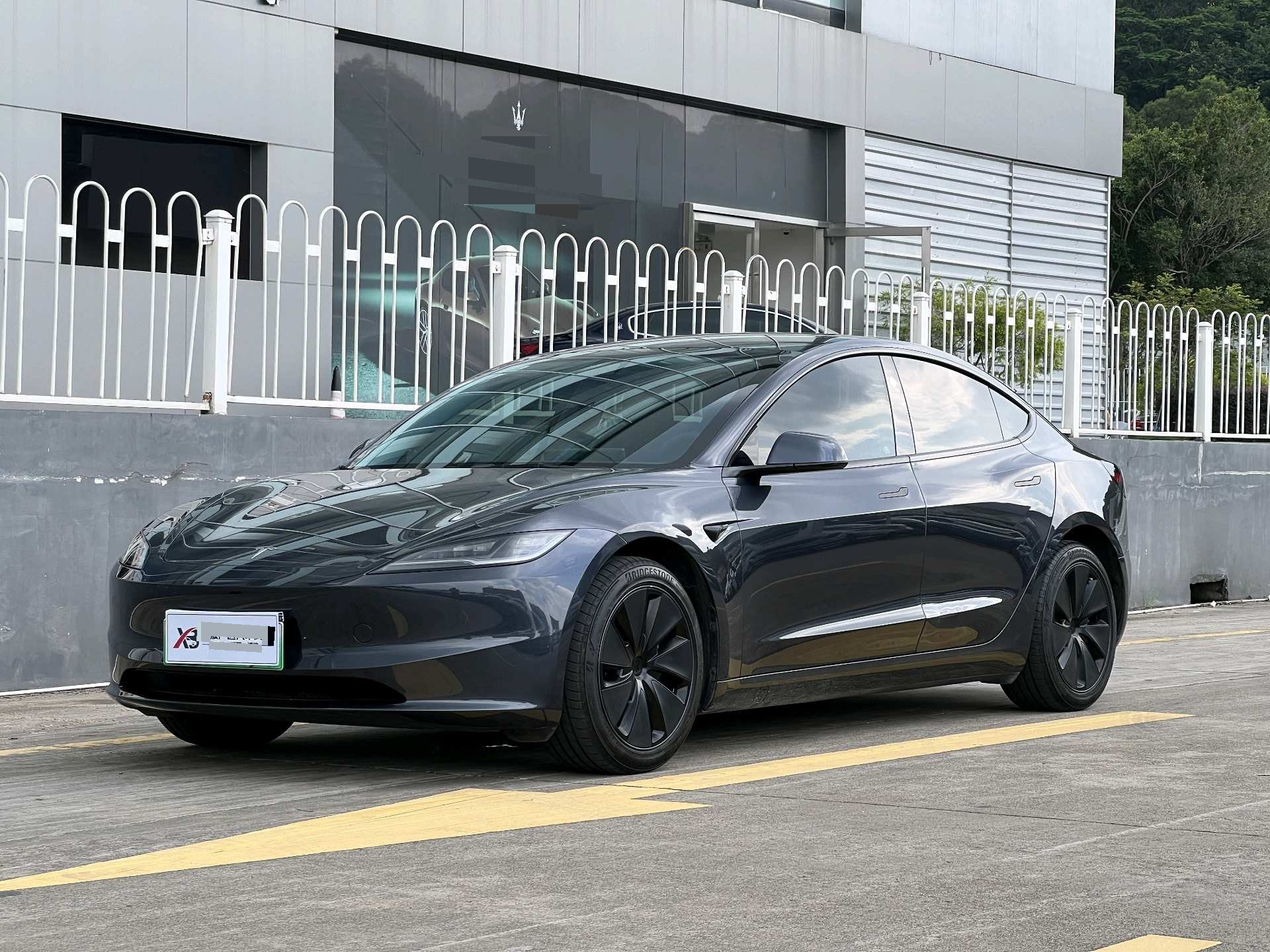 Tesla Model 3 2025 car image 
