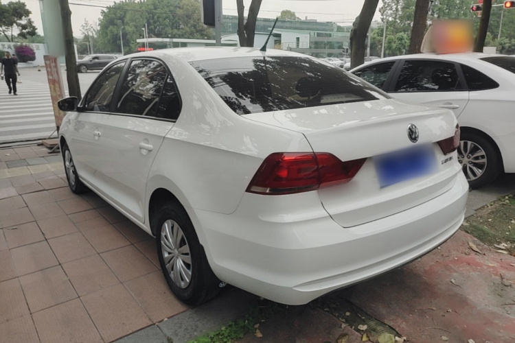 Volkswagen Santana 2019 car image #5