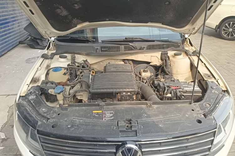 Volkswagen Lavida 2015 car image #20