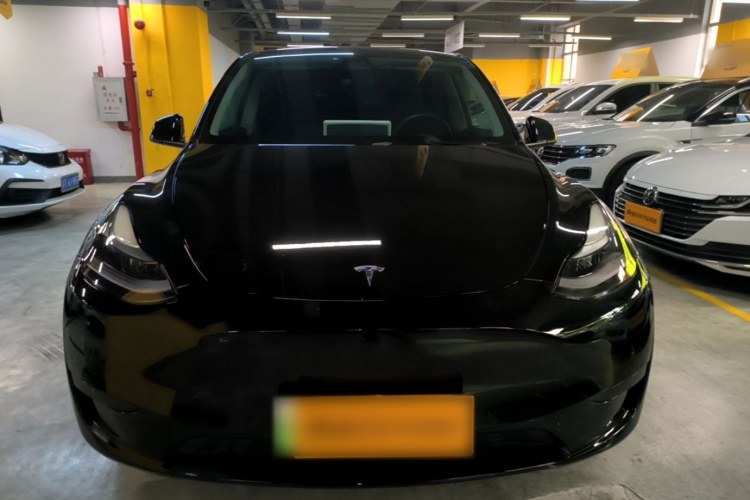 Tesla Model Y 2022 car image #3