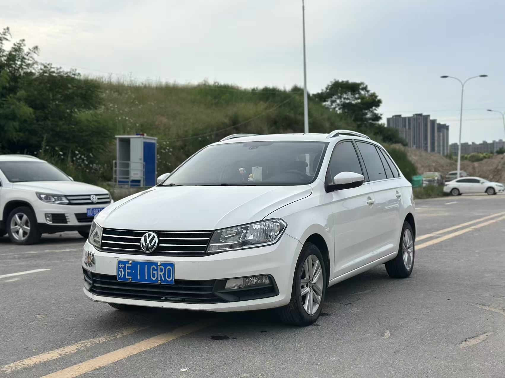 Volkswagen Santana 2016 car image 
