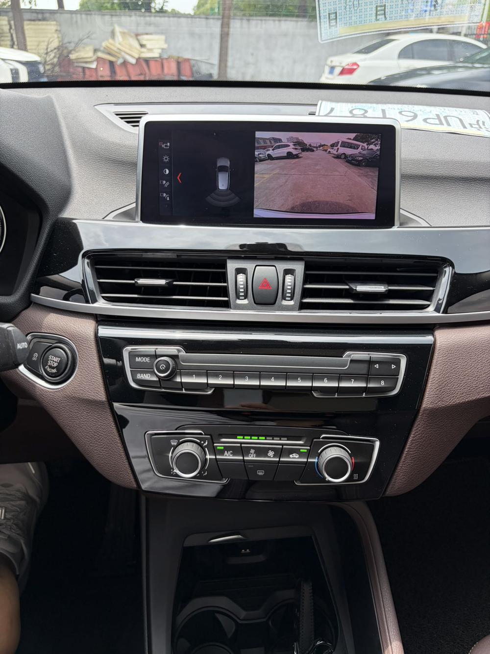 BMW X1 2020 car image #12