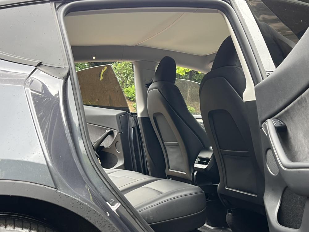 Tesla Model Y 2022 #20 Tesla Model Y 2022 car image #20