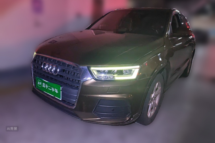 Audi Q3 2018 car image #2