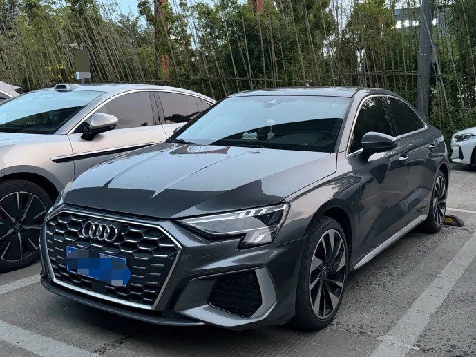 2023 2023 immagine di auto