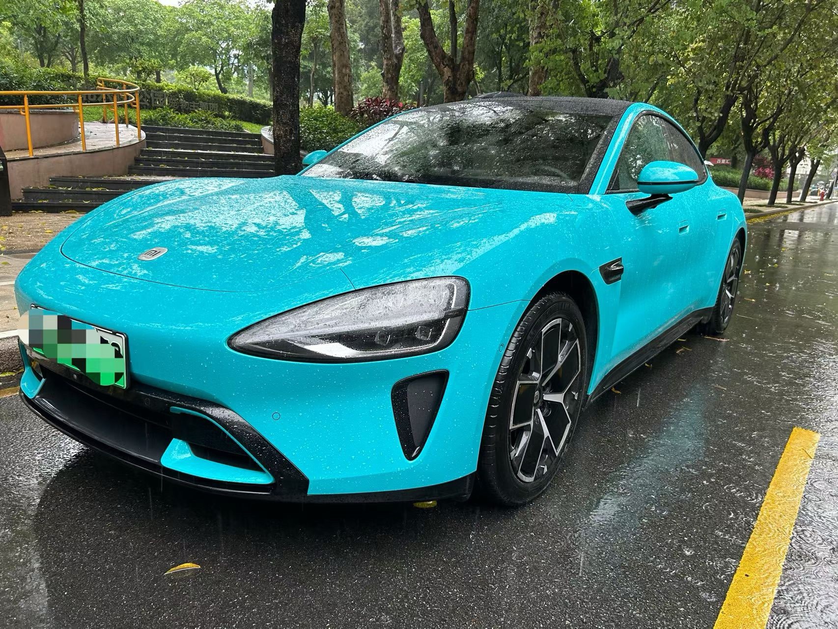 MI SU7 2025 car image 