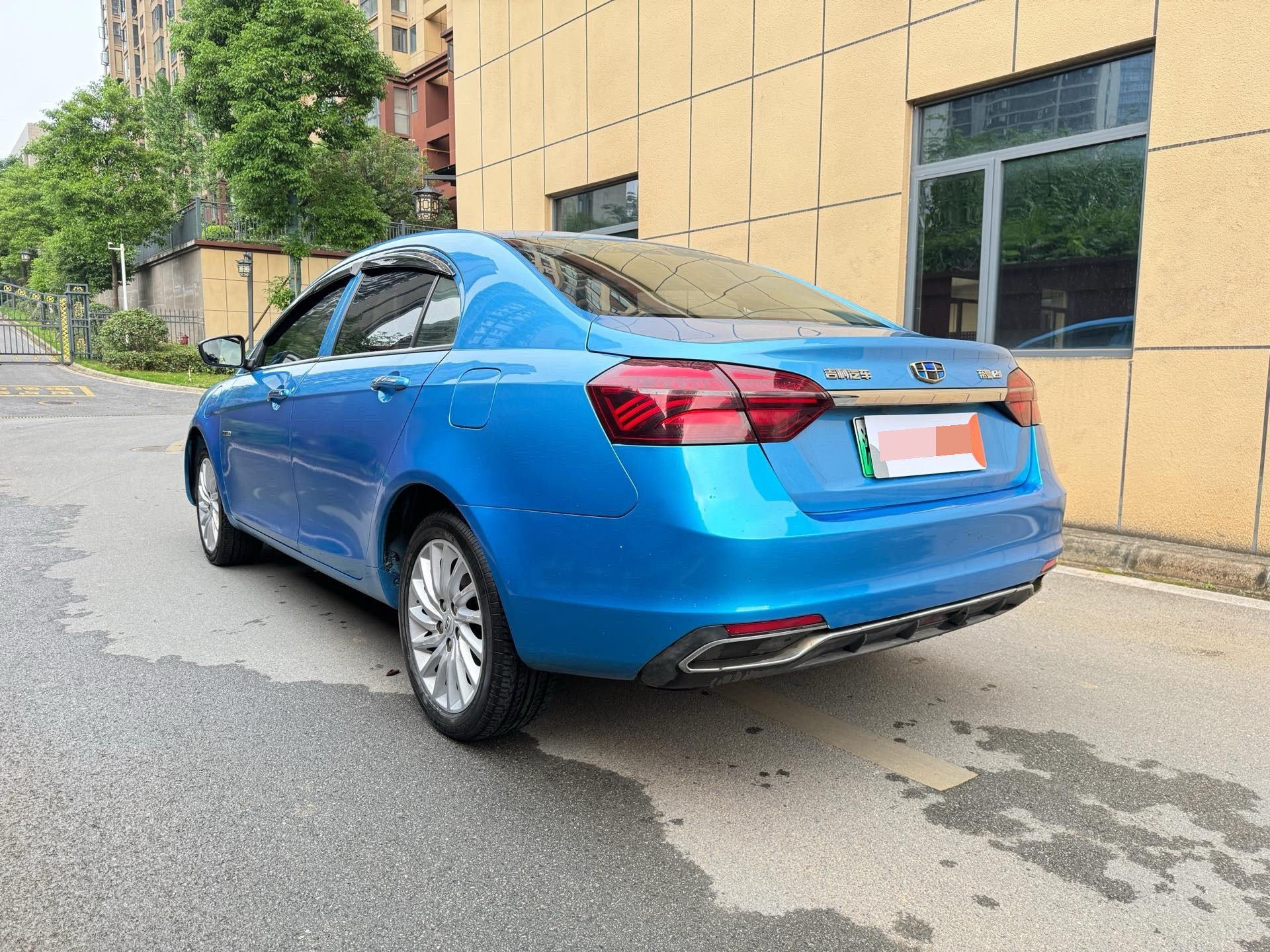 GEELY Emgrand New Energy 2021 car image #7