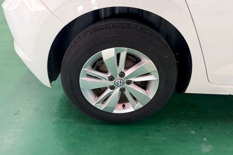 Volkswagen Polo 2020 car image #10