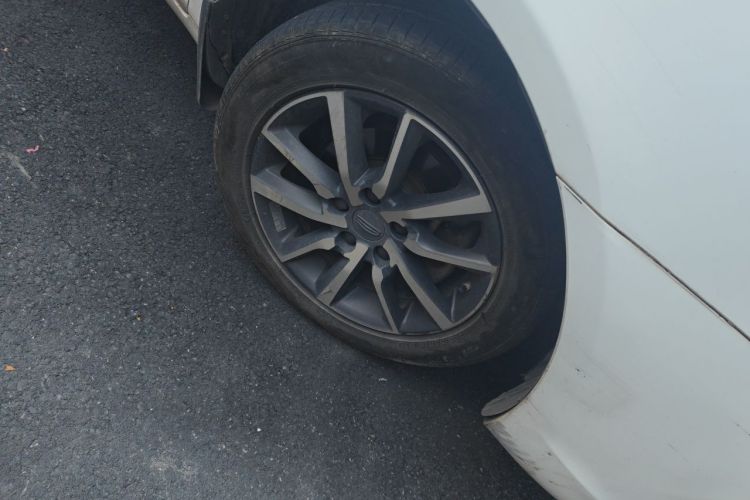 GEELY Emgrand 2020 #6 GEELY Emgrand 2020 car image #6