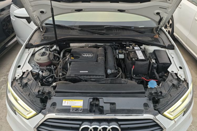 Audi A3 2019 صورة سيارة #20
