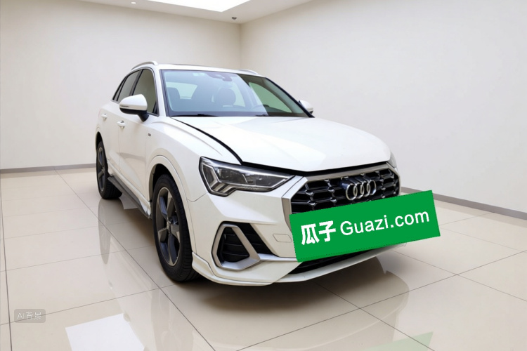 Audi Q3 2019 car image #4