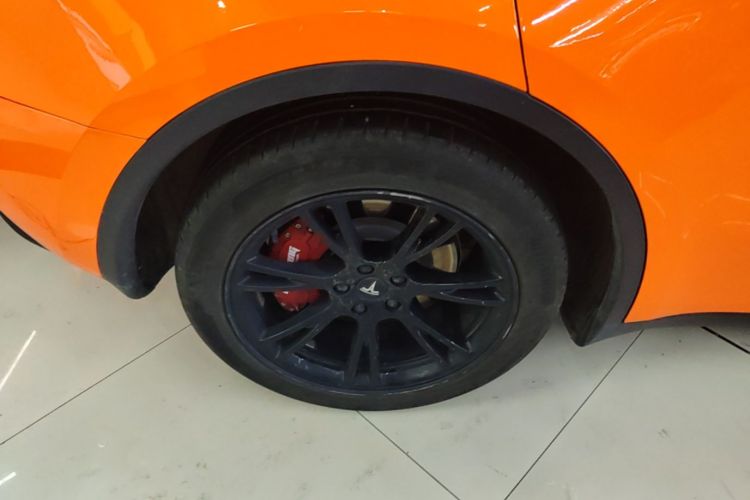 Tesla Model Y 2021 car image #10