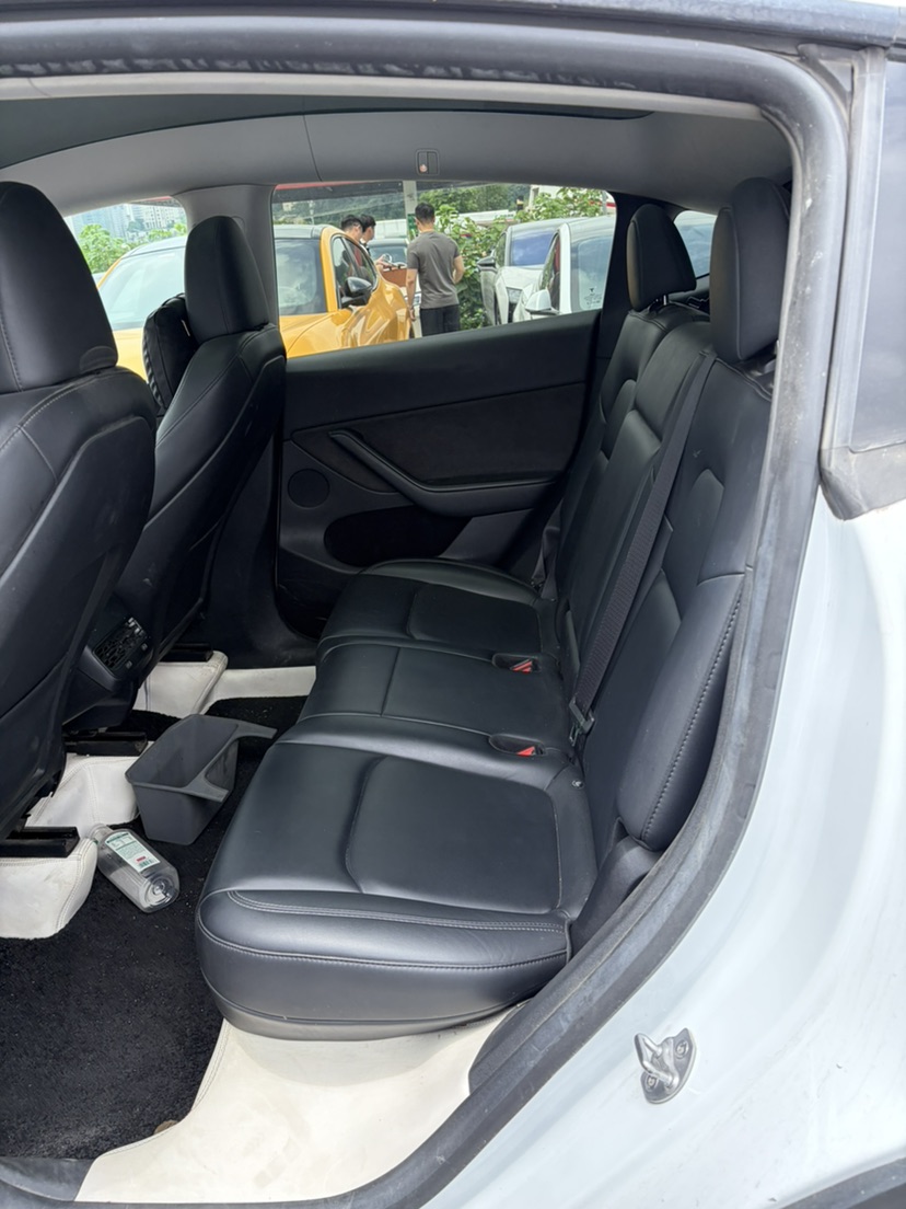 Tesla Model Y 2023 #5 Tesla Model Y 2023 immagine di auto #5
