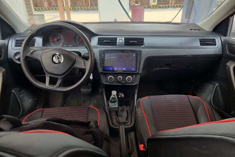 Volkswagen Santana 2019 car image #10