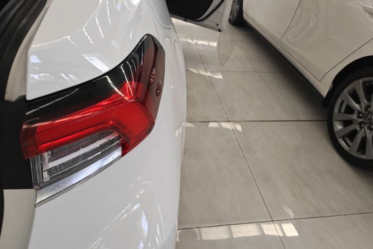 Toyota Corolla 2023 car image #8