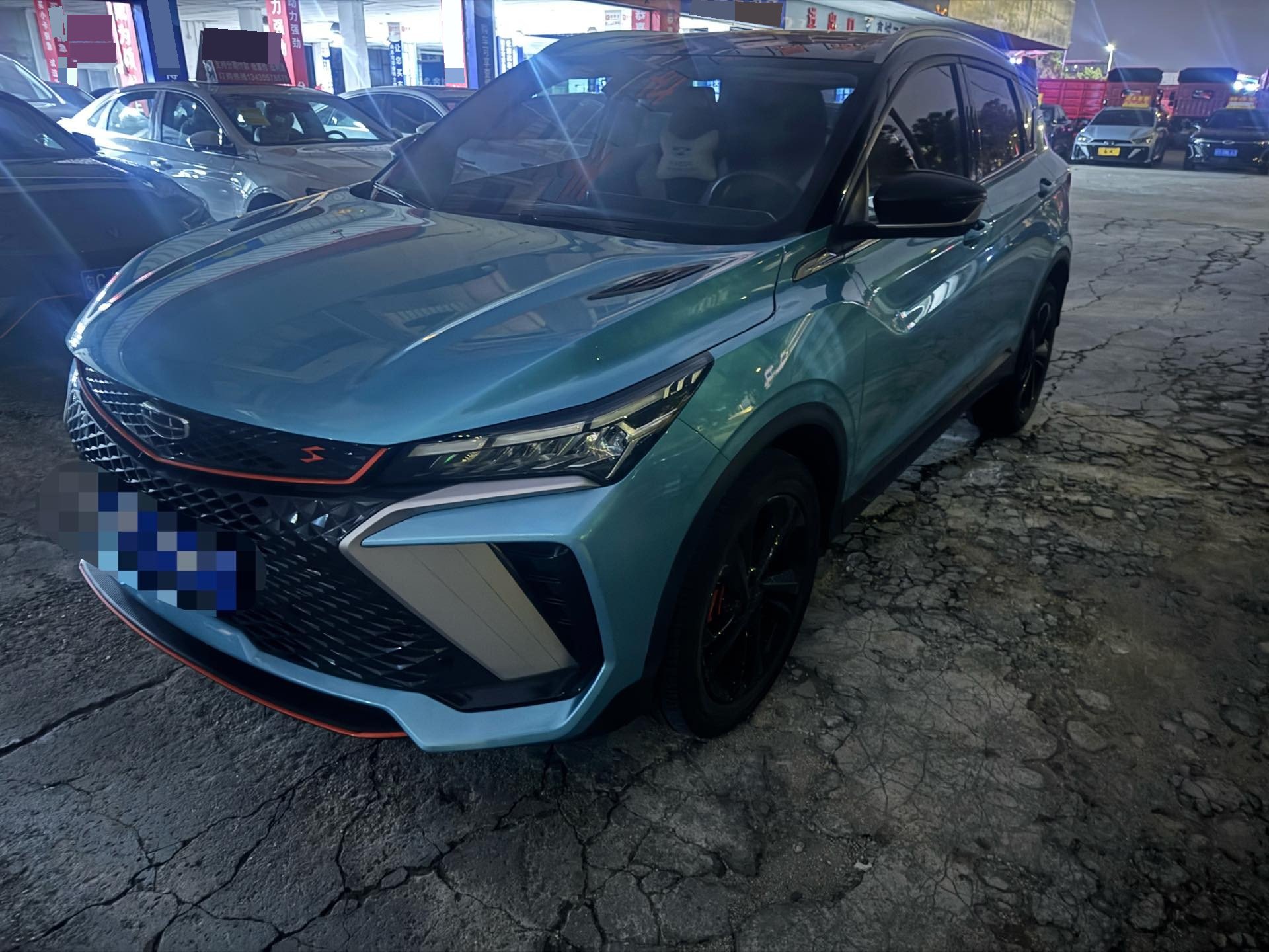 GEELY Coolray 2022 immagine di auto 