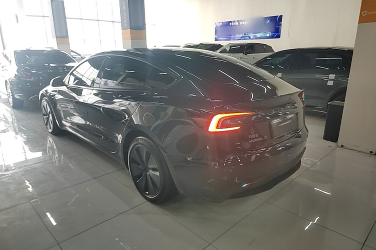 Tesla Model 3 2024 #7 Tesla Model 3 2024 car image #7