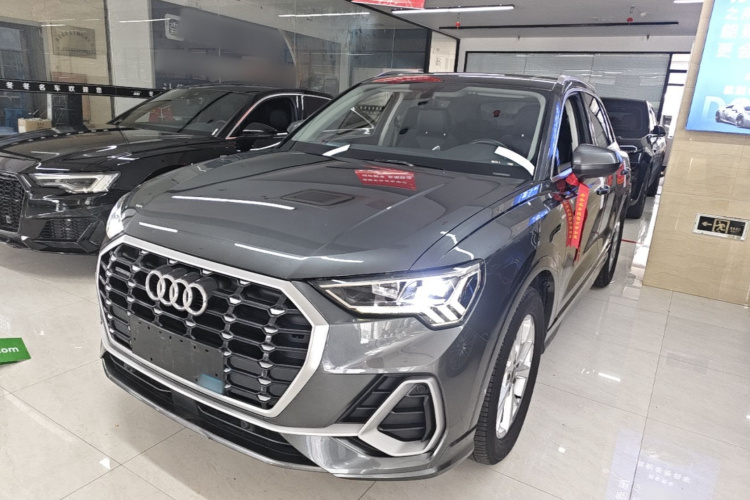 Audi Q3 2020 #2 Audi Q3 2020 car image #2