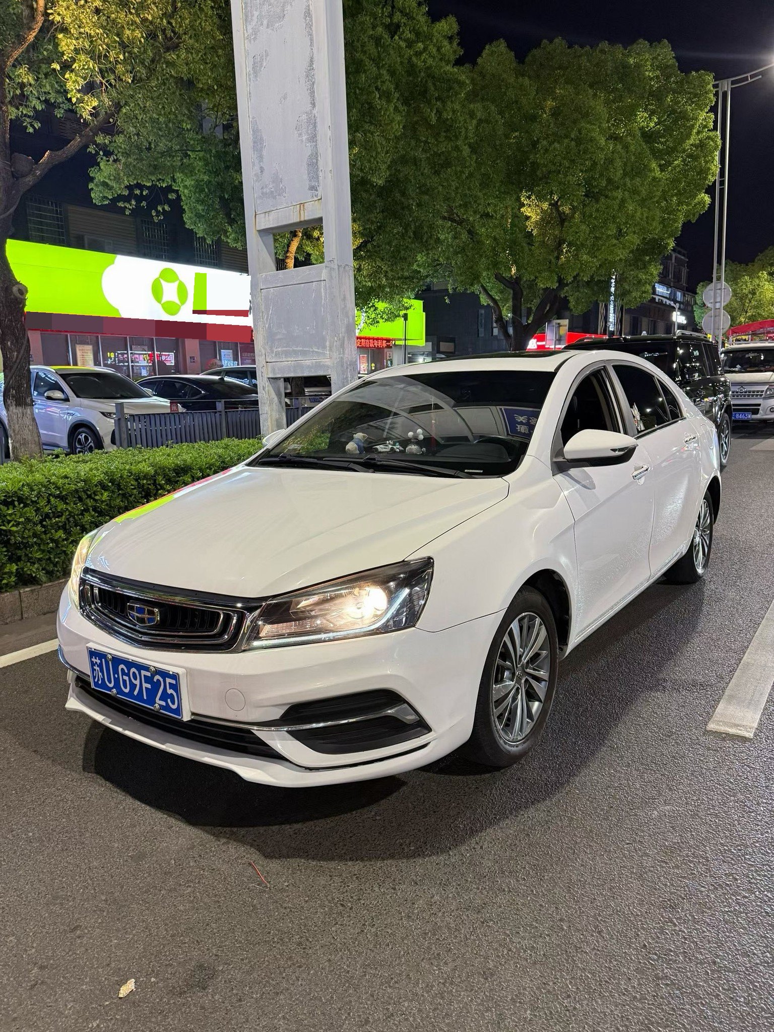 GEELY Emgrand 2018 GEELY Emgrand 2018 car image