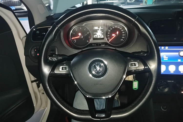 Volkswagen Polo 2018 #11 Volkswagen Polo 2018 car image #11