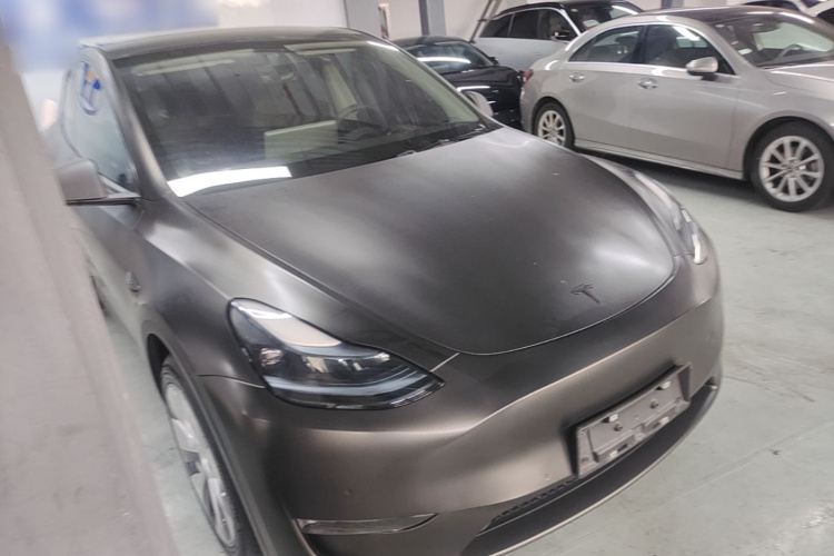 Tesla Model Y 2022 car image #6