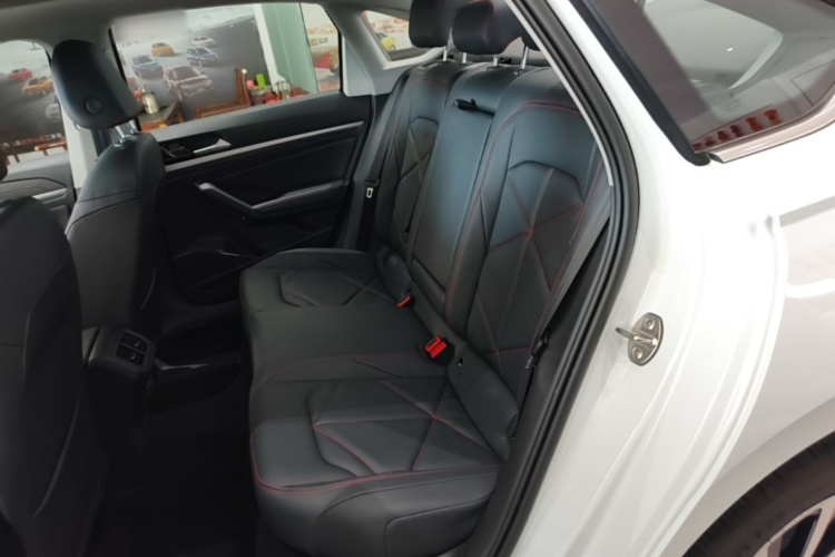 Volkswagen Lavida 2024 car image #17