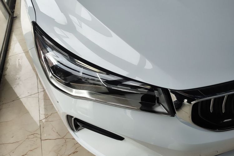 GEELY Emgrand 2022 #8 GEELY Emgrand 2022 car image #8