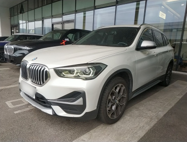 BMW X1 2023 BMW X1 2023 car image