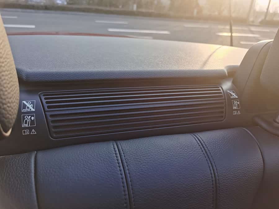 BMW 1 Series (Imported) 2011 #13 BMW 1 Series (Imported) 2011 car image #13