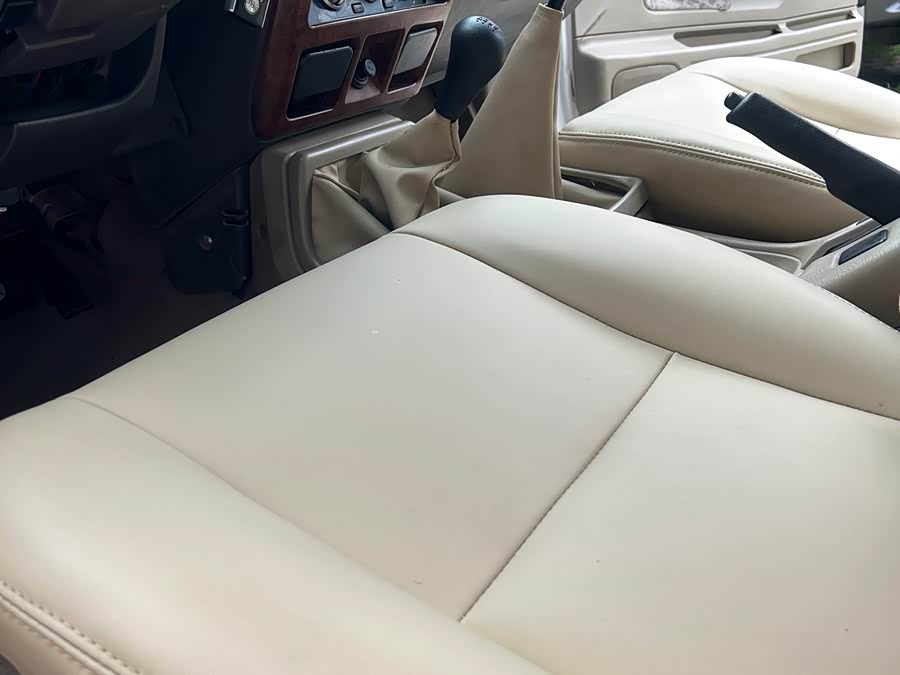 日产 日产ZN厢式车 2011 汽车图片 #13