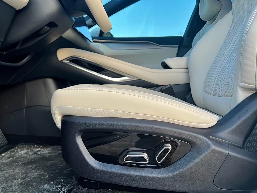 BYD SongL EV 2024 car image #13