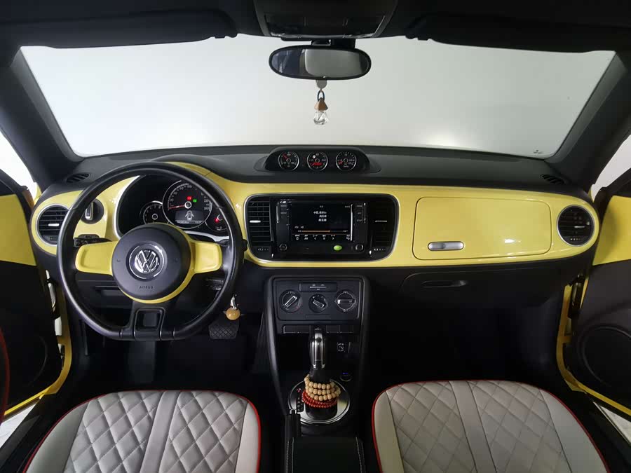Volkswagen Beetle 2013 immagine di auto #13