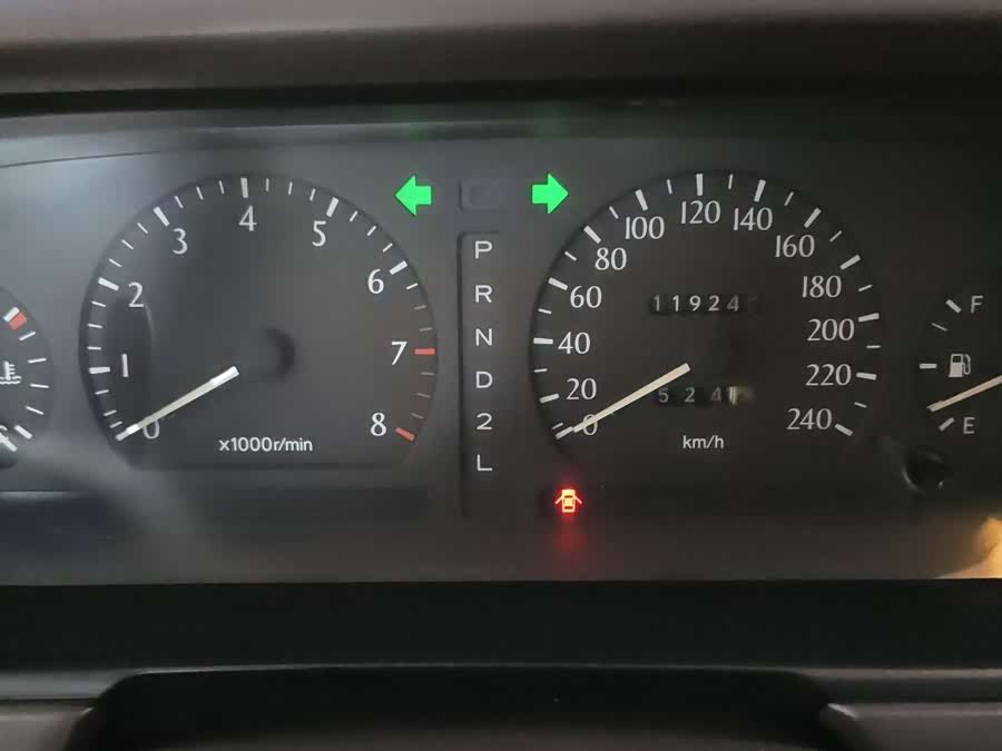 Toyota Crown 1998 immagine di auto #13