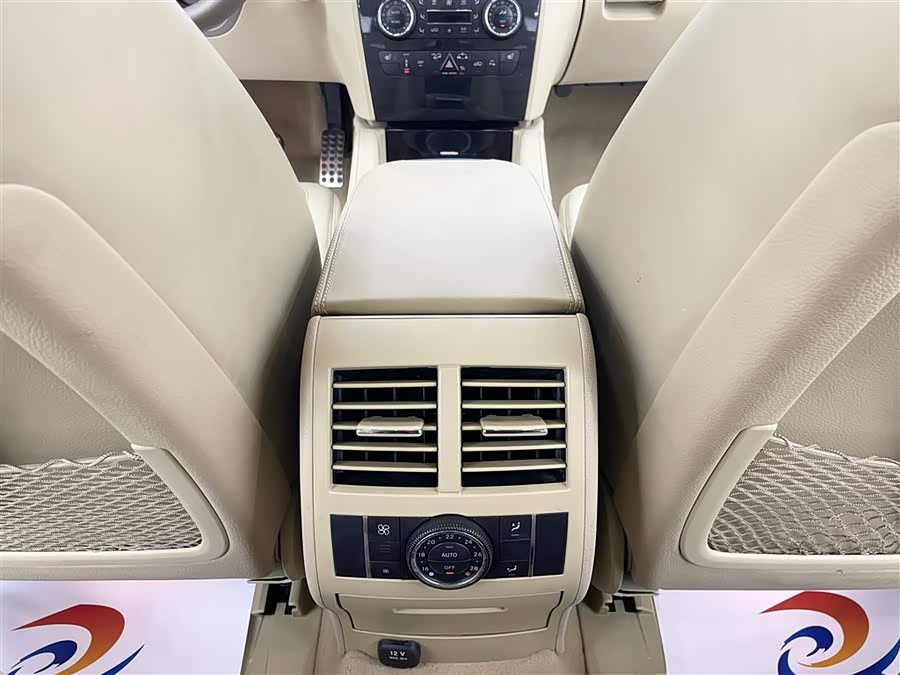 Mercedes-Benz M AMG 2010 #13 Mercedes-Benz M AMG 2010 image de voiture #13