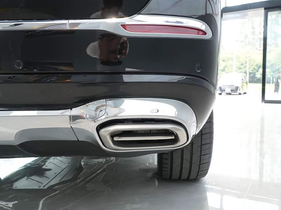 Mercedes-Benz Maybach GLS car image #13