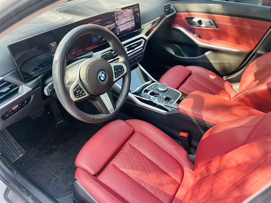 BMW i3 2022 car image #13