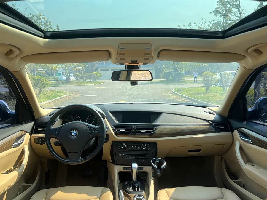 BMW X1 (Imported) 2012 #13 BMW X1 (Imported) 2012 car image #13