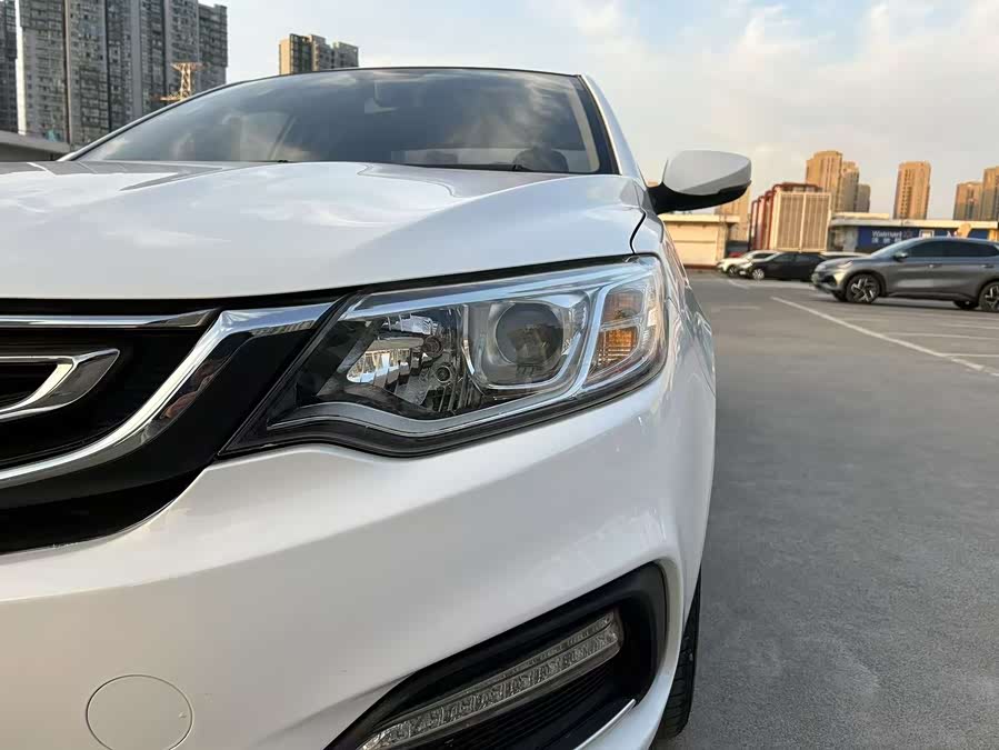 GEELY Vision 2018 car image #13