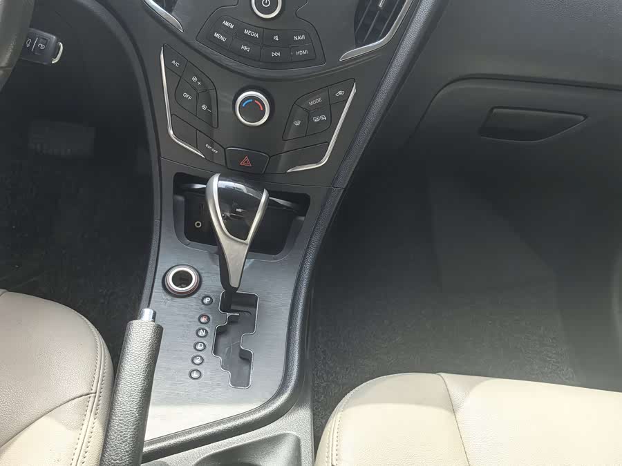 GAC Trumpchi GA3S 2015 car image #13