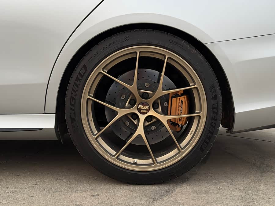 Mercedes-Benz E AMG 2019 immagine di auto #13